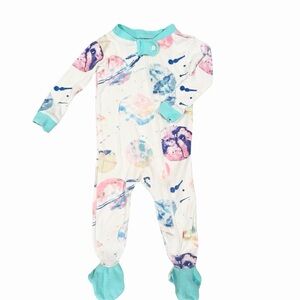 Burt’s Bees Baby Organic Cotton Footed Sleeper galaxy planets– Size 3-6 Months